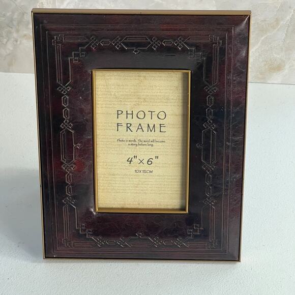 Leather Photo Frame 4x6" Brown Red Carved Design Borders Tooled - Picture 1 of 9